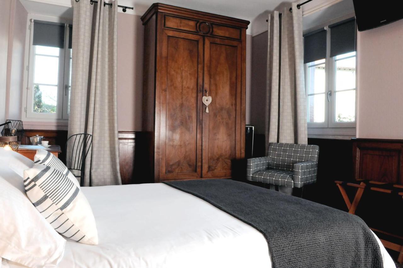 Logis Hotel Du Chene 이터쟈수 외부 사진
