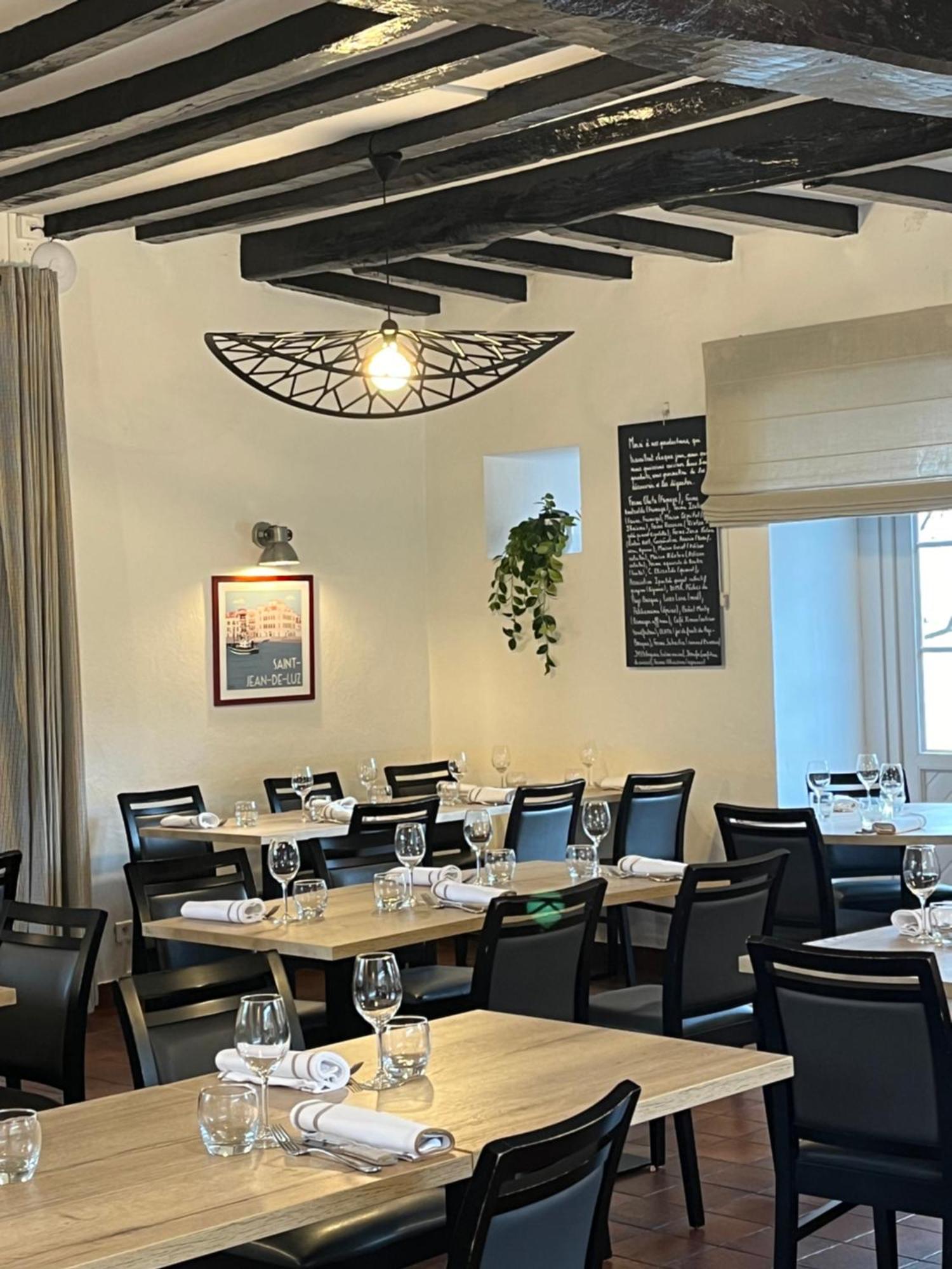 Logis Hotel Du Chene 이터쟈수 외부 사진
